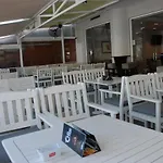 Hotel Mano 3*