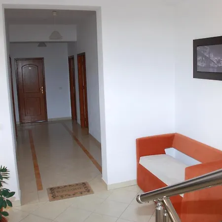Hotel Mano