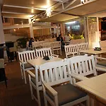 Hotell Mano