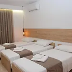 Hotell Mano 3*