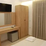 Hotel Mano 3*