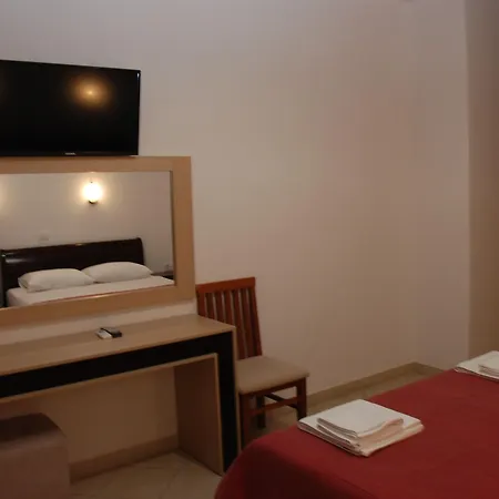 Mano Sarandë