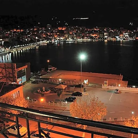 Mano 3* Sarandë