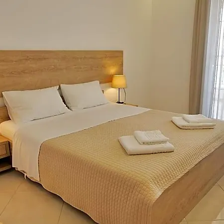 ホテル Mano Sarandë